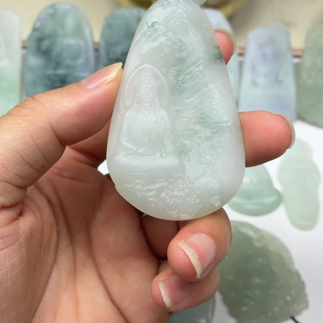 未镶嵌定制翡翠山水观音