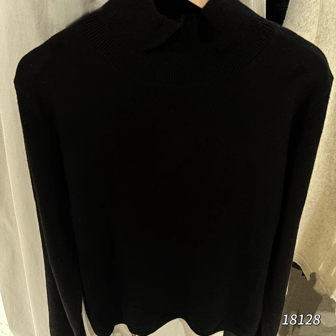 18128（部分无水洗唛介意慎拍）WANGDAN高领净版长袖针织衫