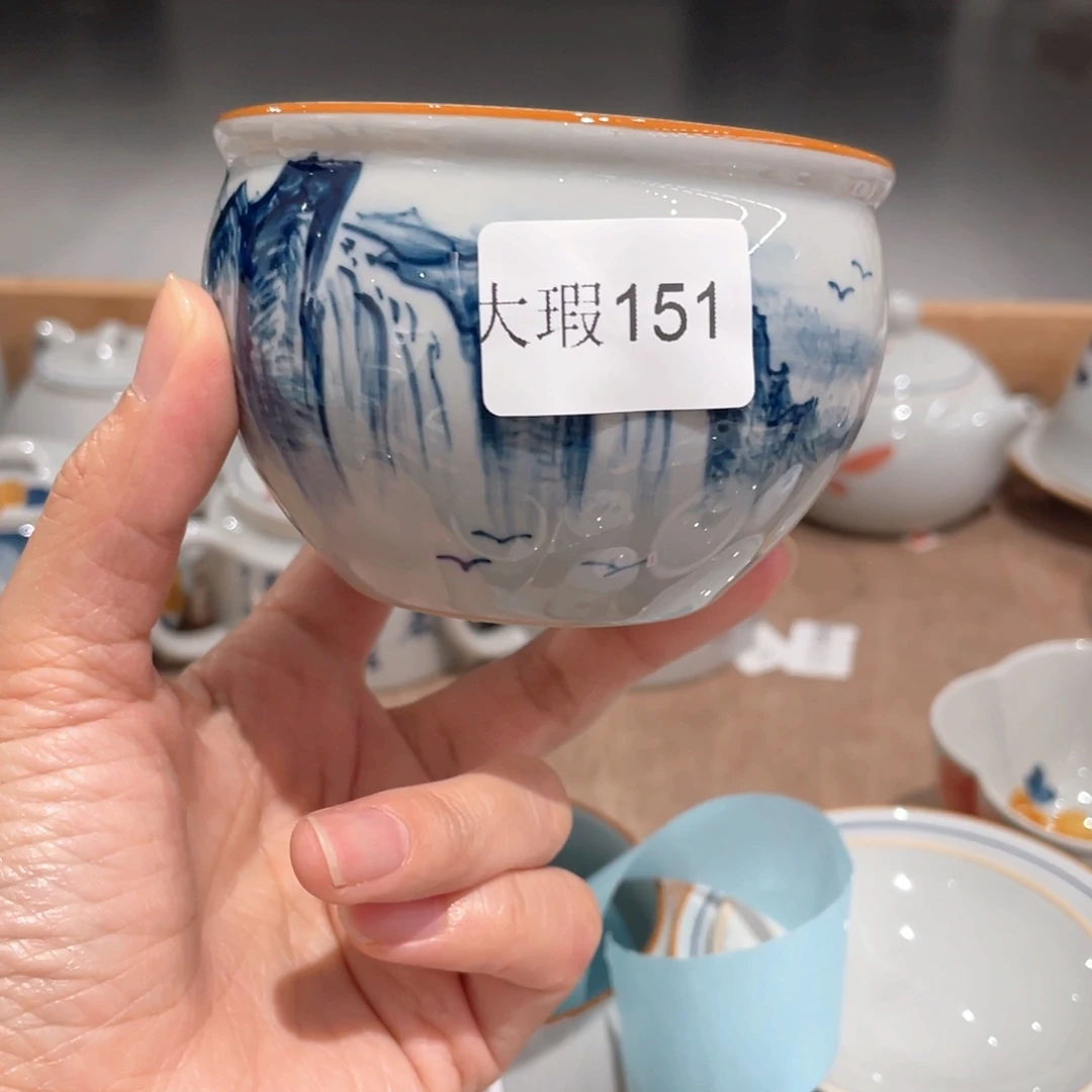 釉下手绘茶具微瑕