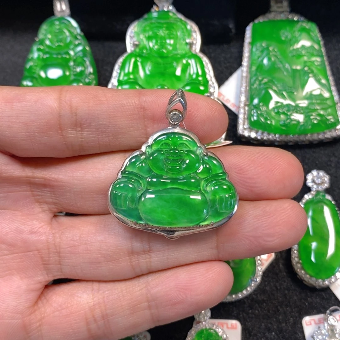 颈饰银S925镶嵌翡翠佛公吊坠