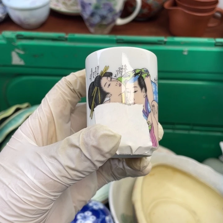他家瓷器真美…开播了