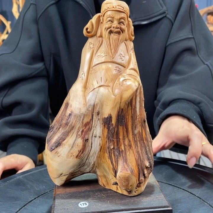 柏木（崖柏）随型摆件
