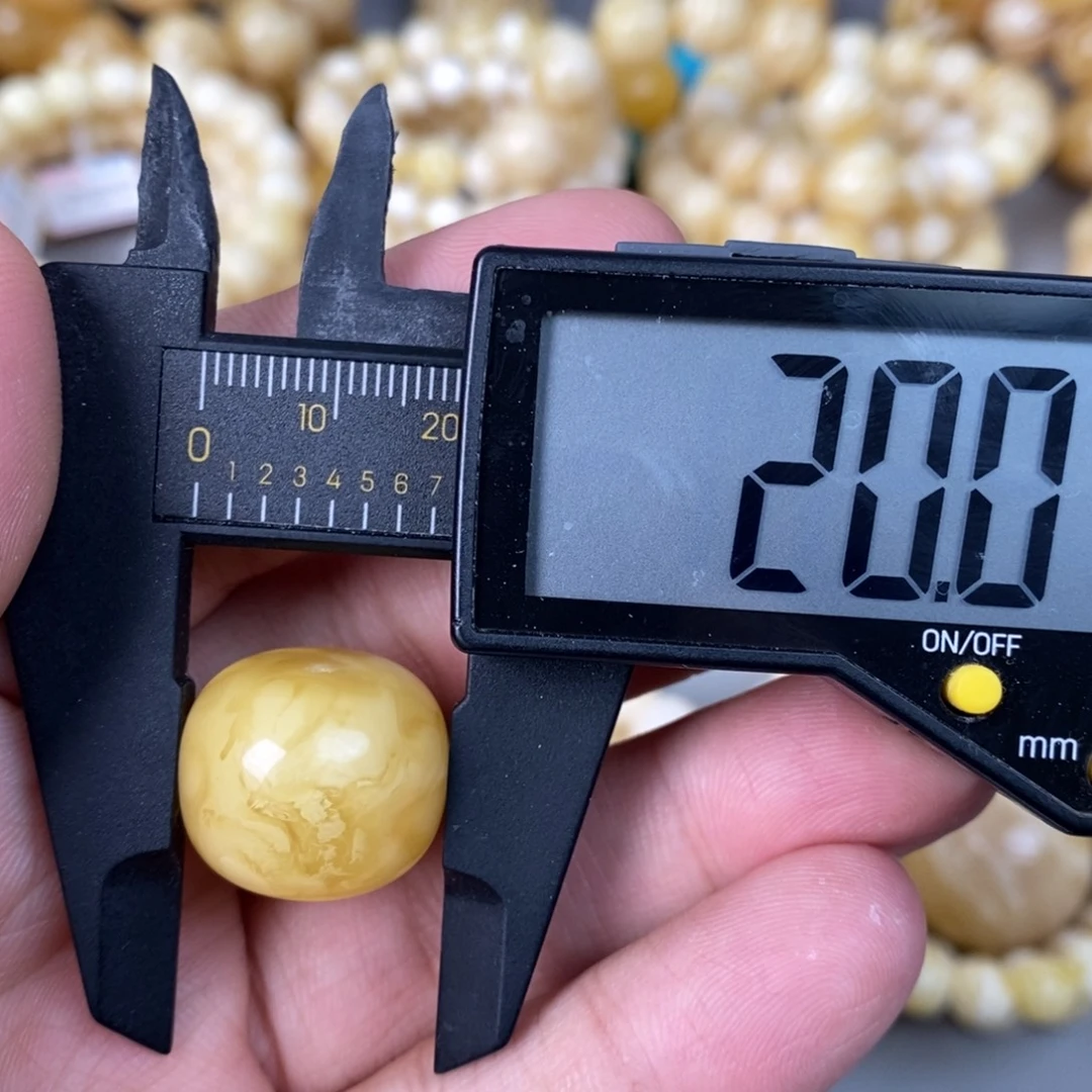 蜜蜡未镶嵌珠宝奇石4.3g