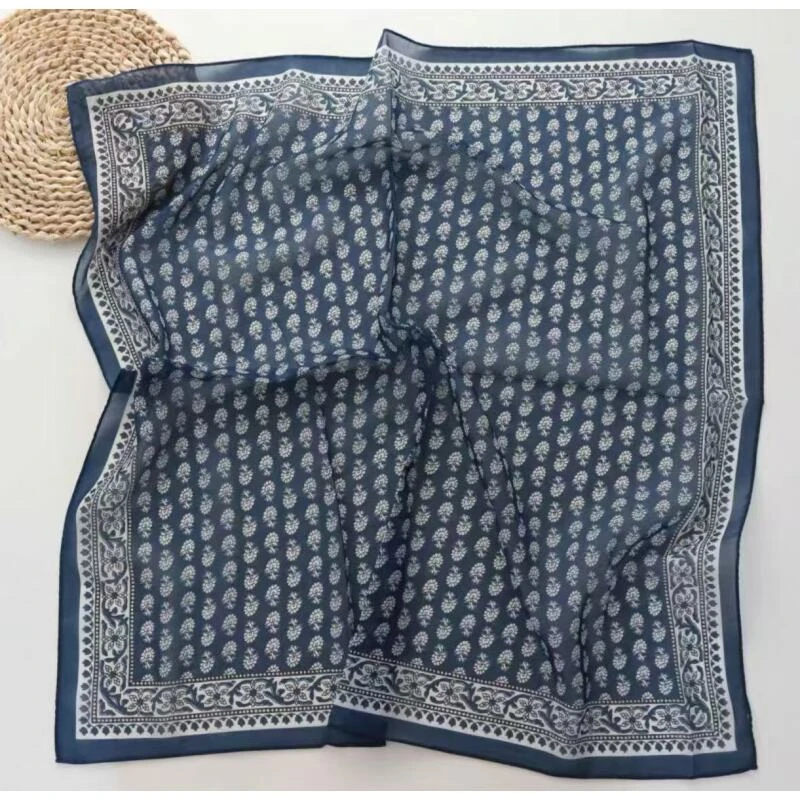 (979)原创法式复古方巾轻奢送母亲节礼物百搭丝巾70*70