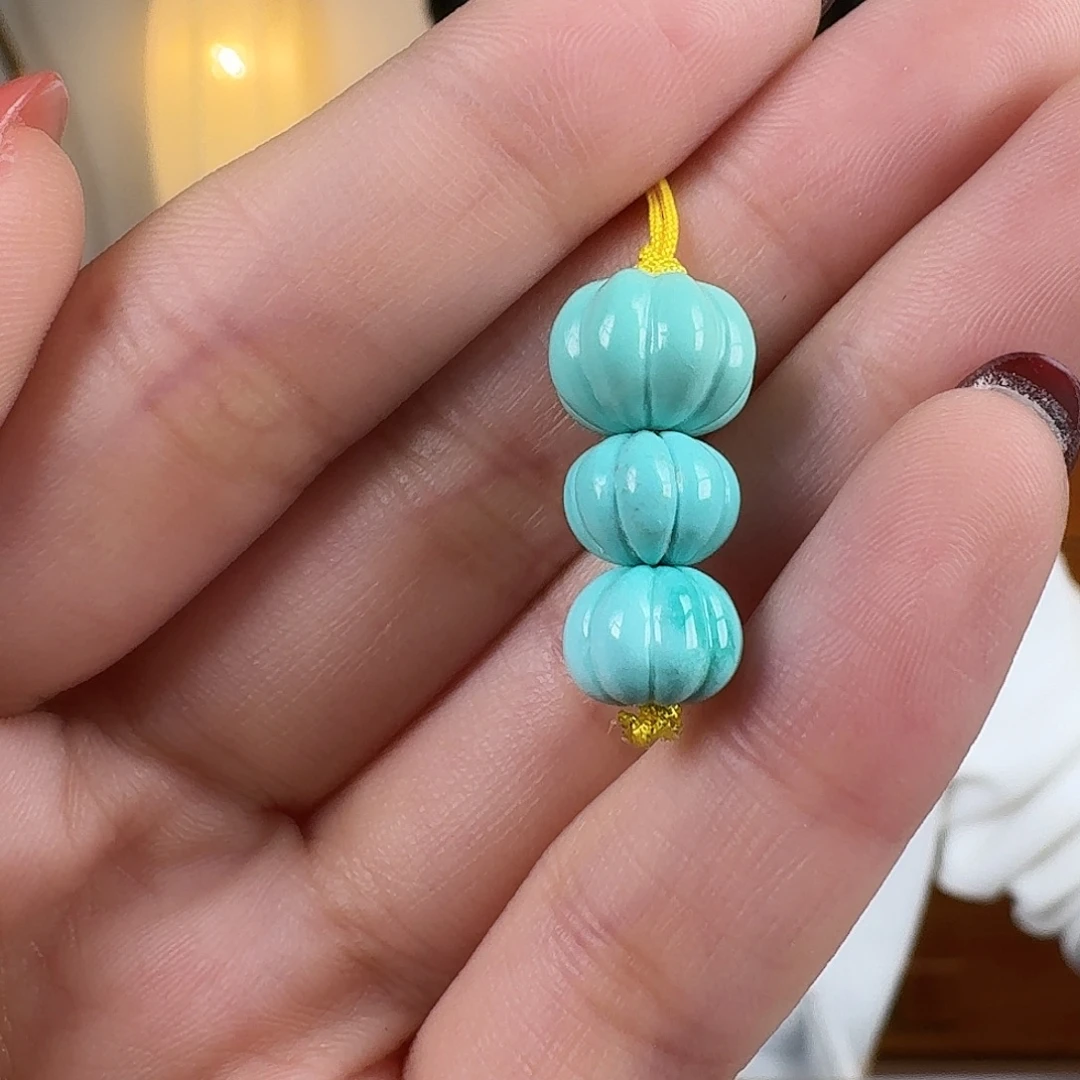 绿松石未镶嵌挂件