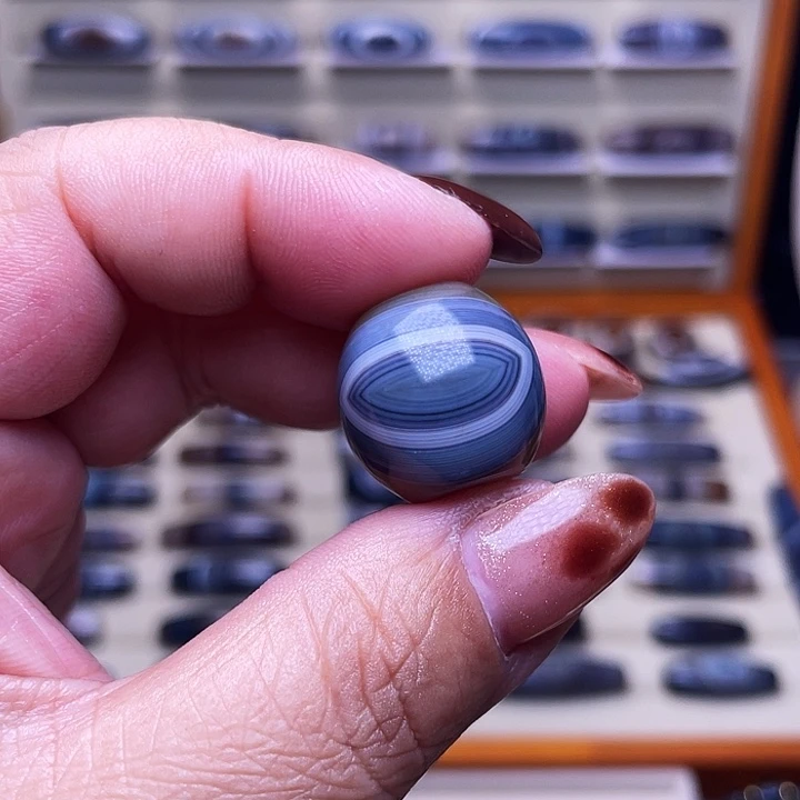 鲲***玛瑙/玉髓未镶嵌颈饰