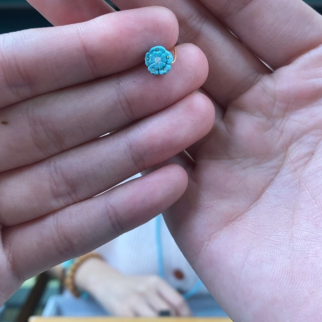 绿松石未镶嵌珠宝奇石