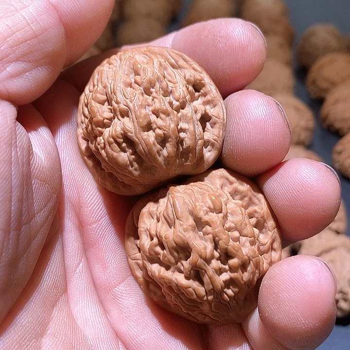 文玩核桃吊坠@**象山虎