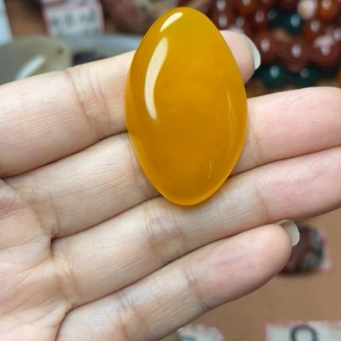未镶嵌玛瑙/玉髓珠宝奇石明**风打孔不退不换