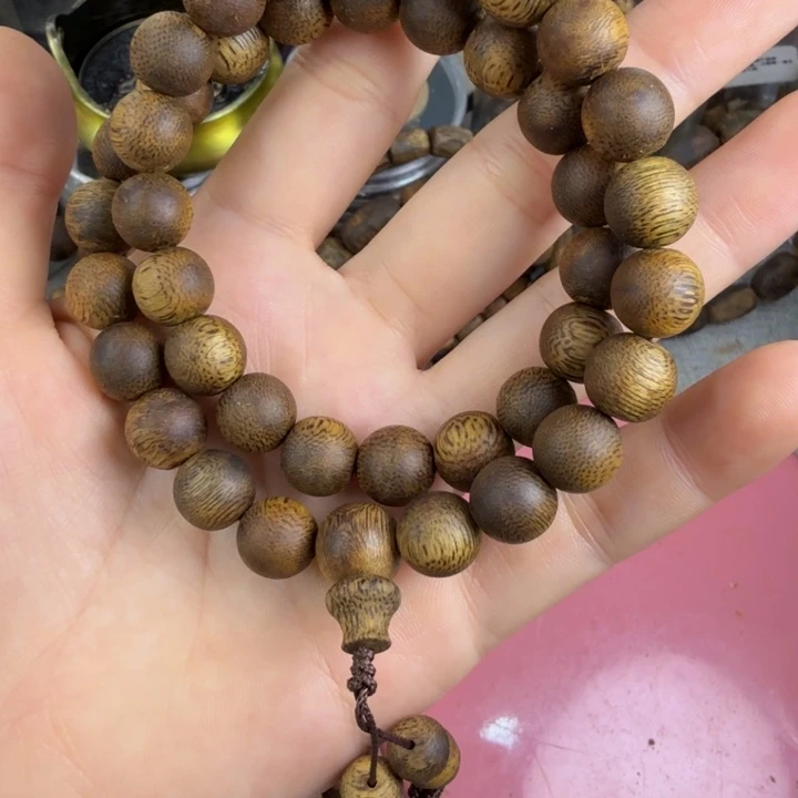 沉香沉香碎屑莺歌绿奇楠1.0圆珠双圈16.4克