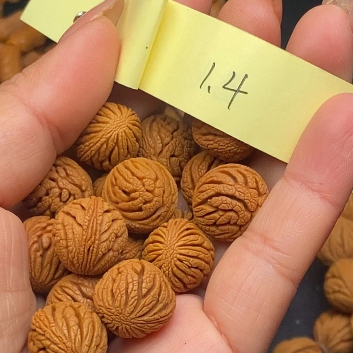 秦岭龙纹桃核17颗