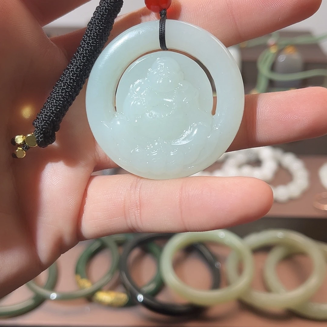 和田玉未镶嵌颈饰和田玉佛吊坠