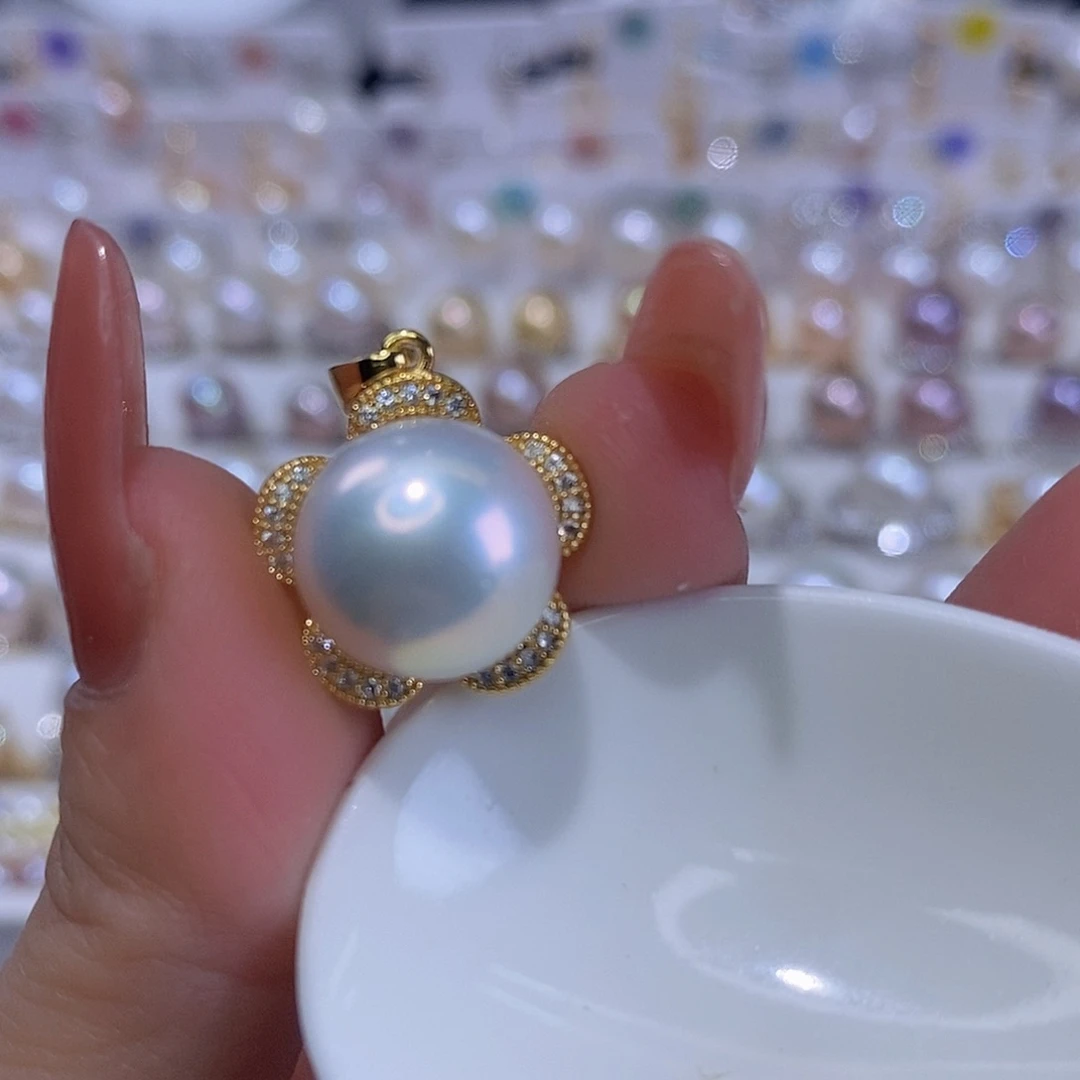 淡水珍珠合金颈饰