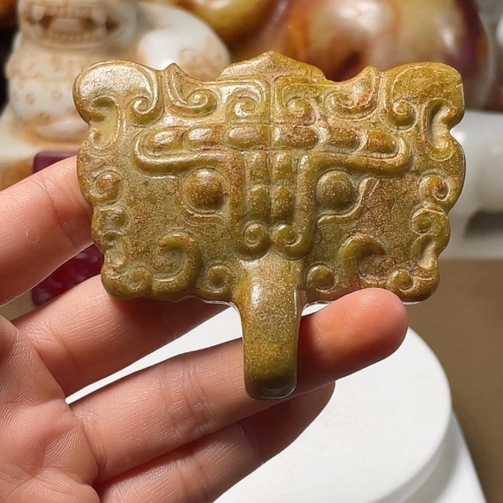 （京凡甄藏）………………