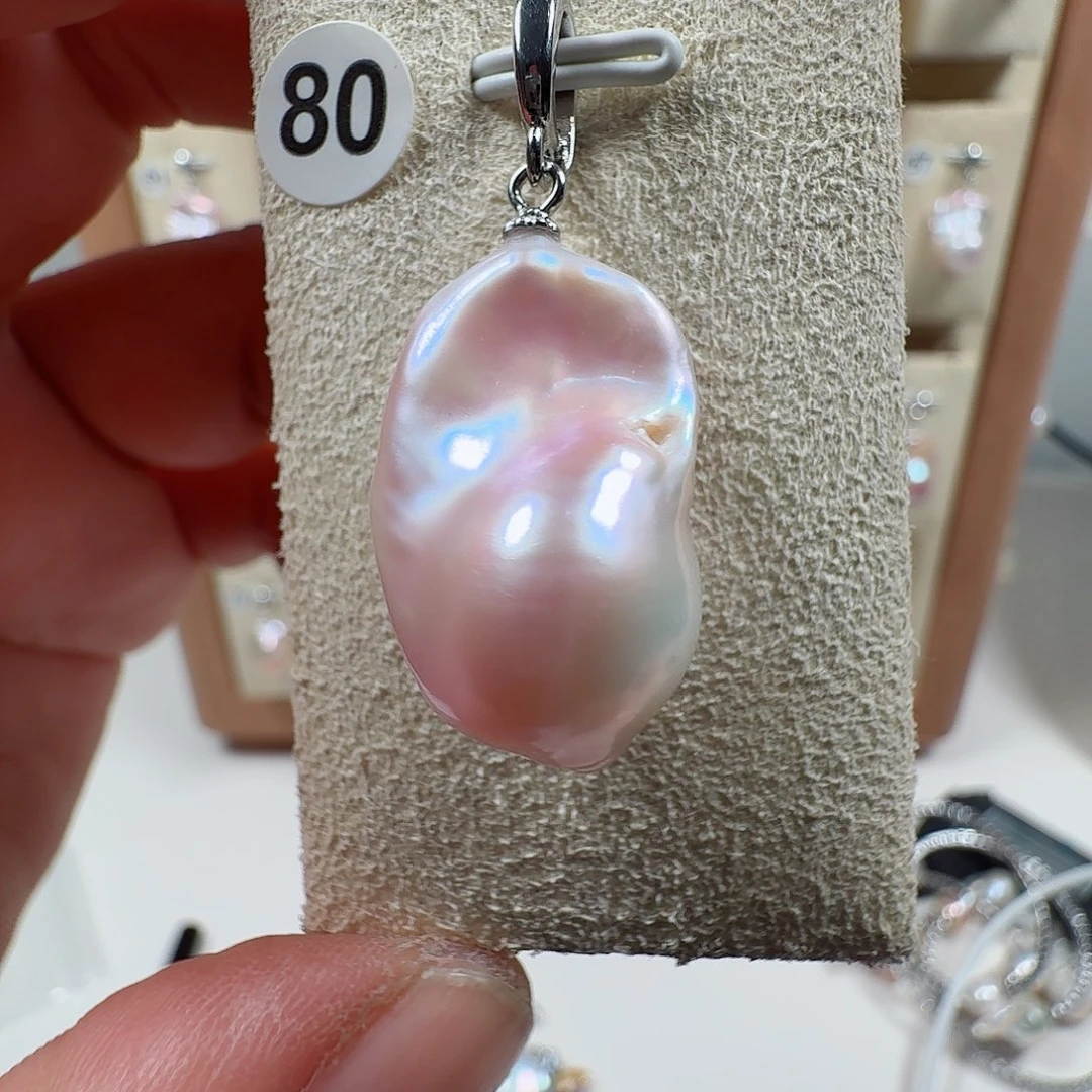 淡水珍珠颈饰合金