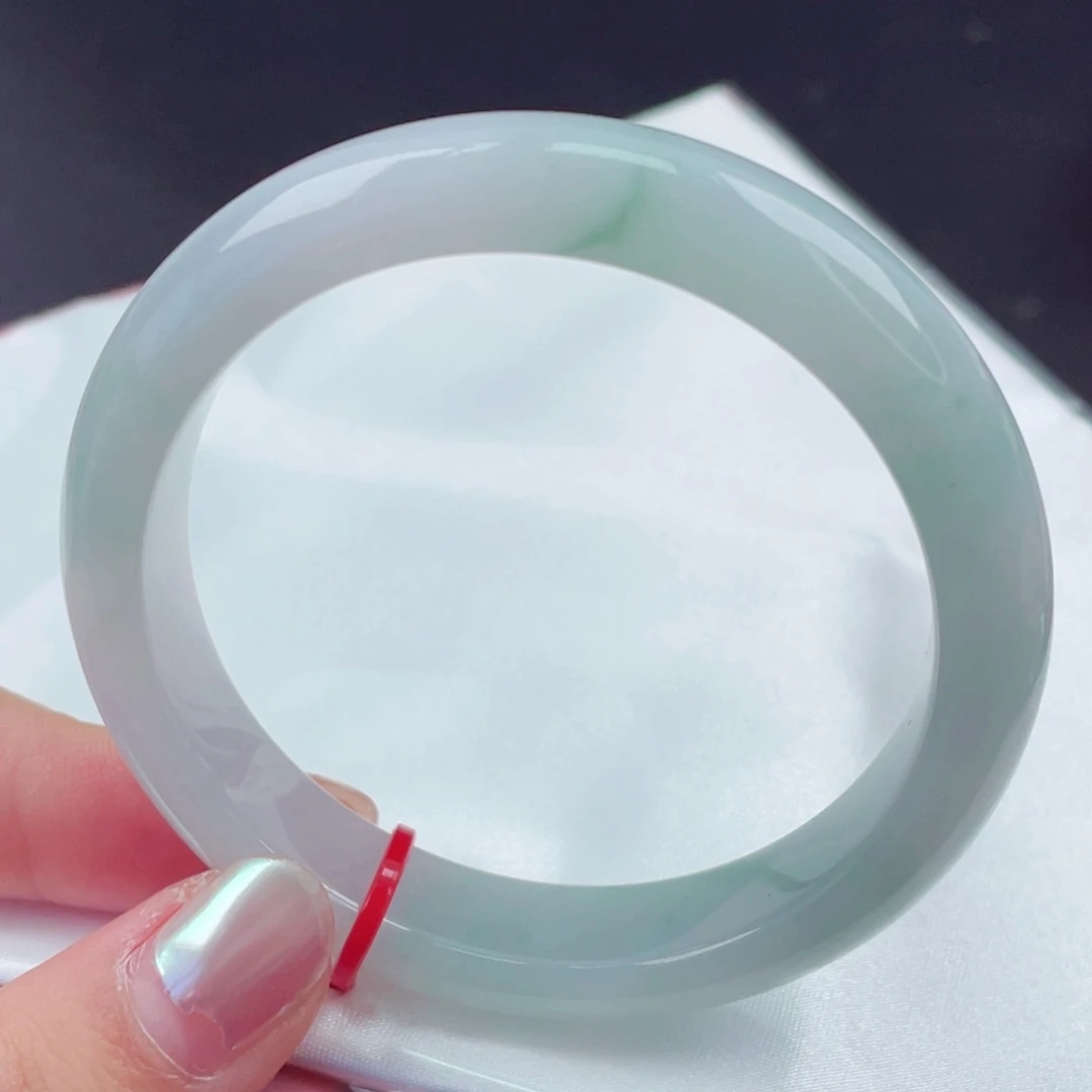 翡翠未镶嵌手镯56圈口