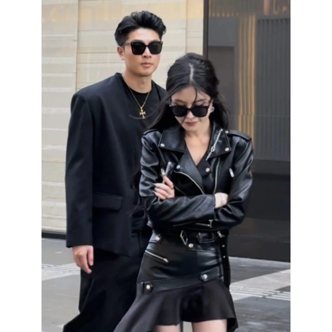 【慕尼黑】纯欲套装高级感黑色皮翻领机车皮衣外套不规则短裙两件套