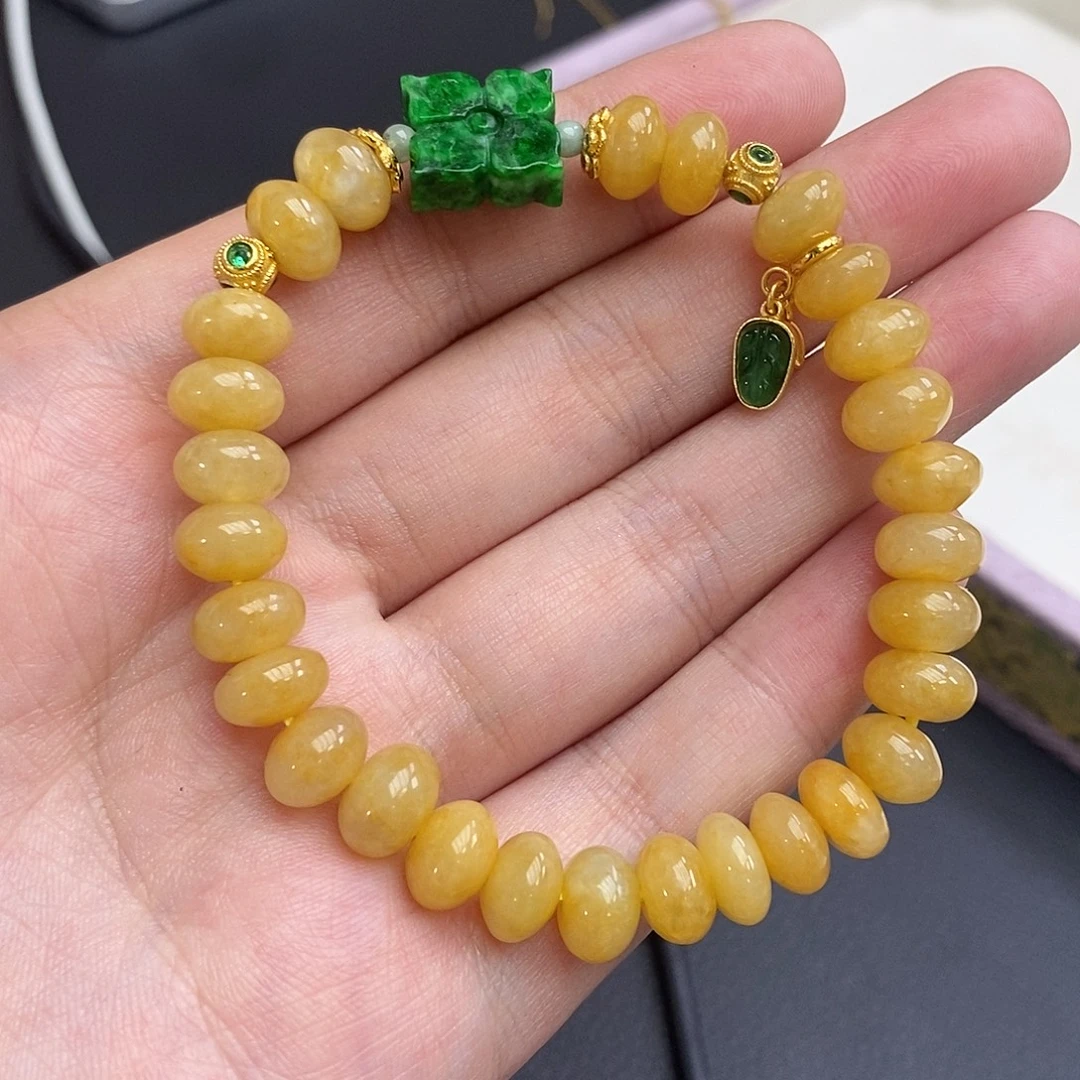 翡翠未镶嵌颈饰手链