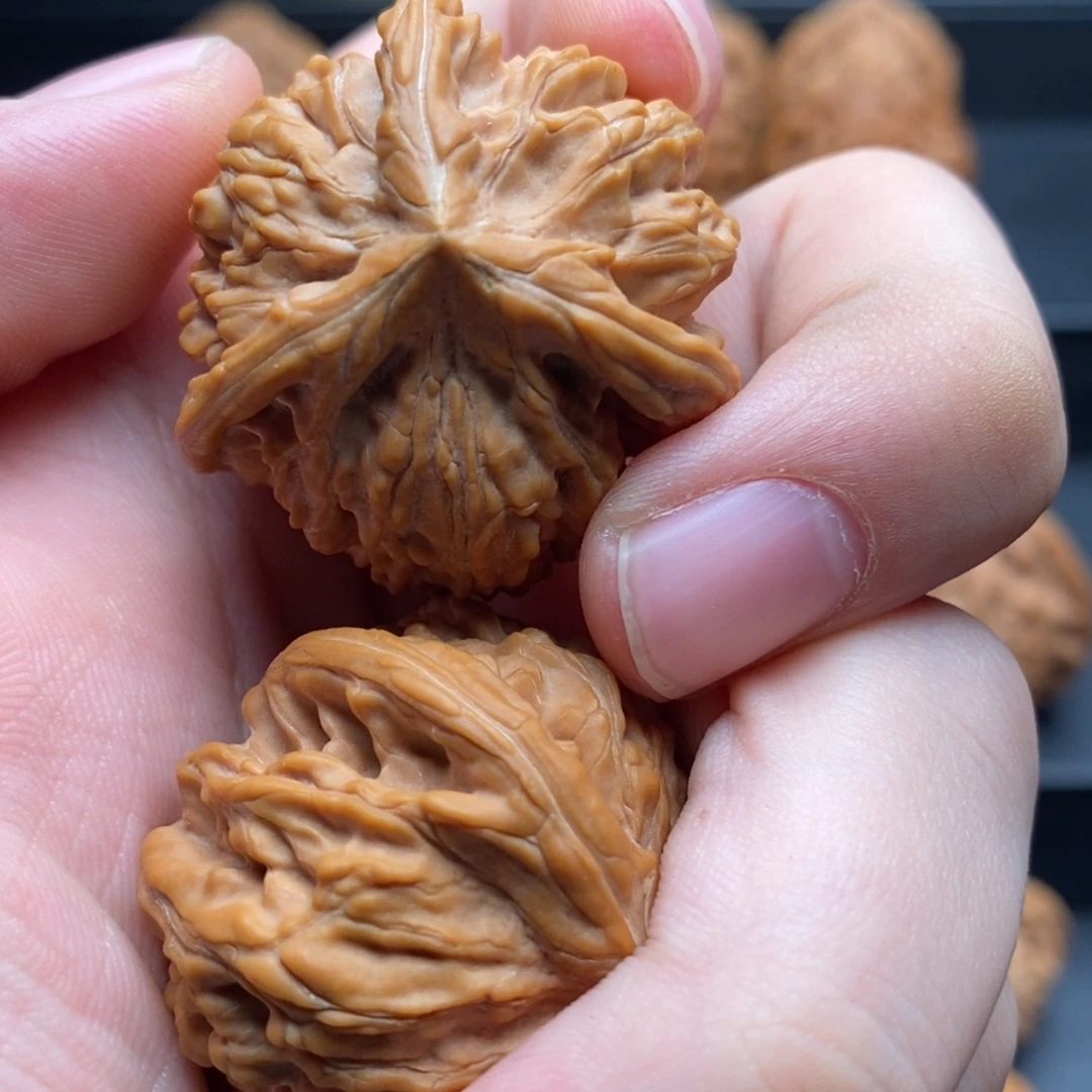 神***Q把件文玩核桃御龙