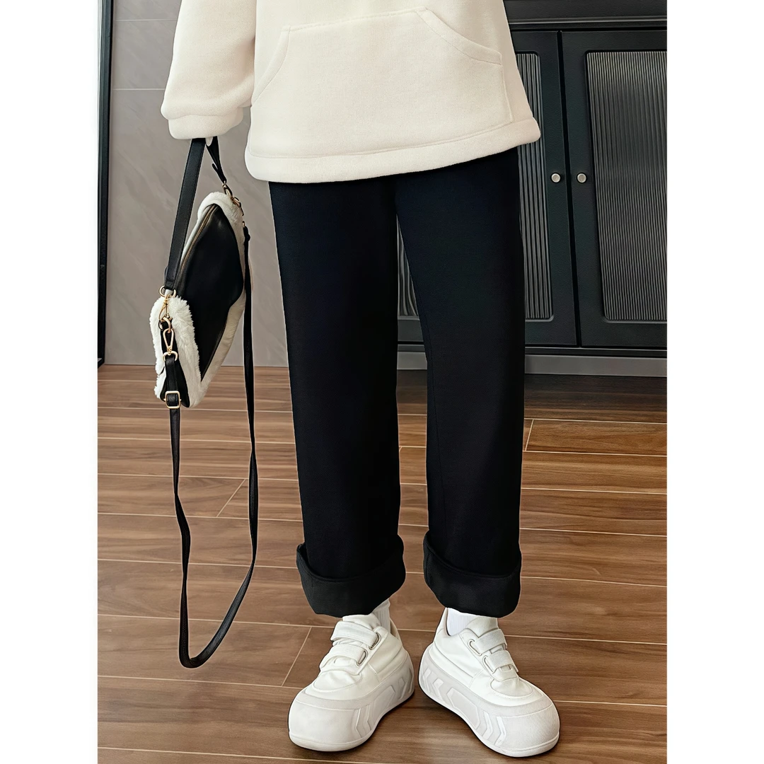 蓝调时区 / 老钱风加绒款弹力牛仔九分裤12240花契200斤胖mm简约