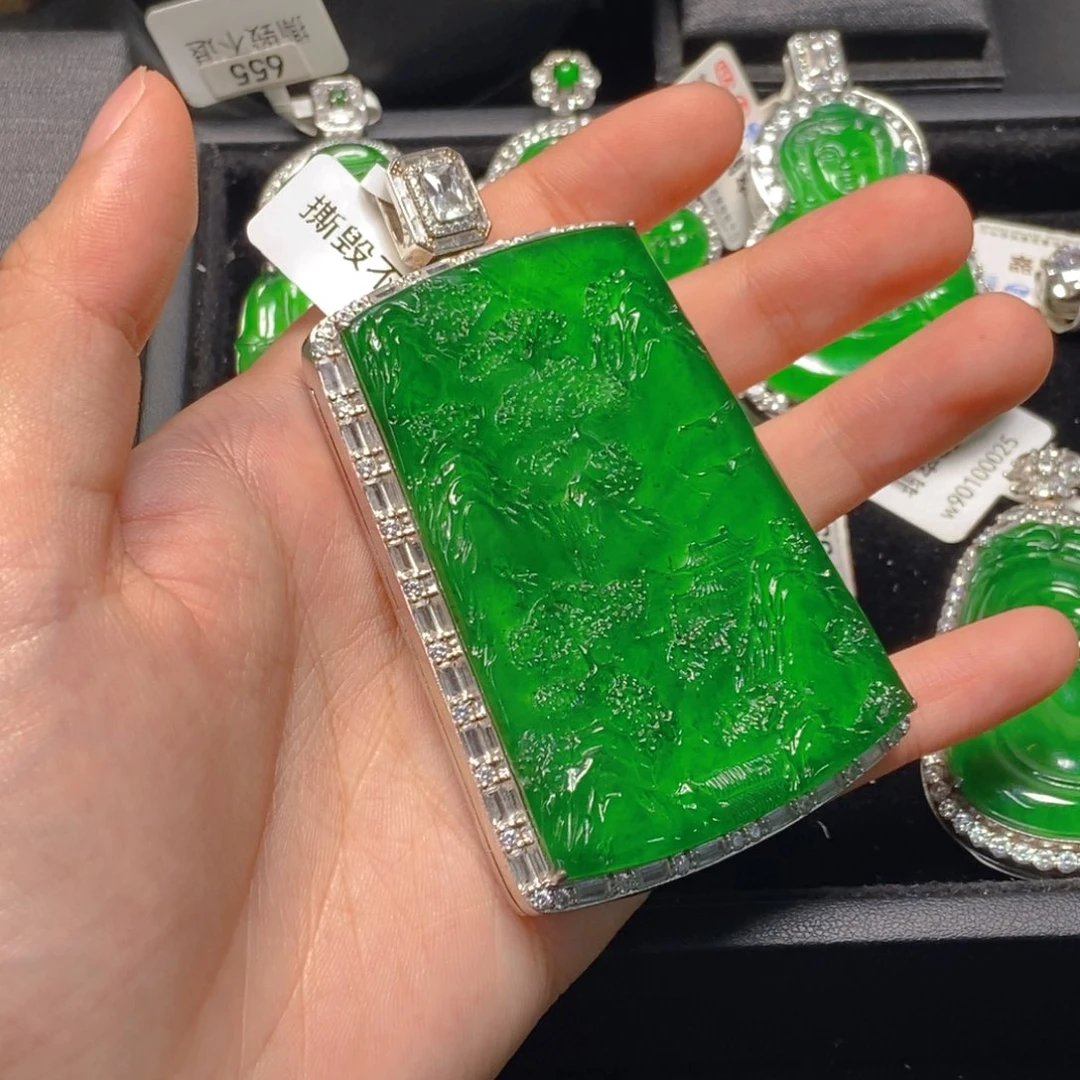 翡翠未镶嵌吊坠(不含链)