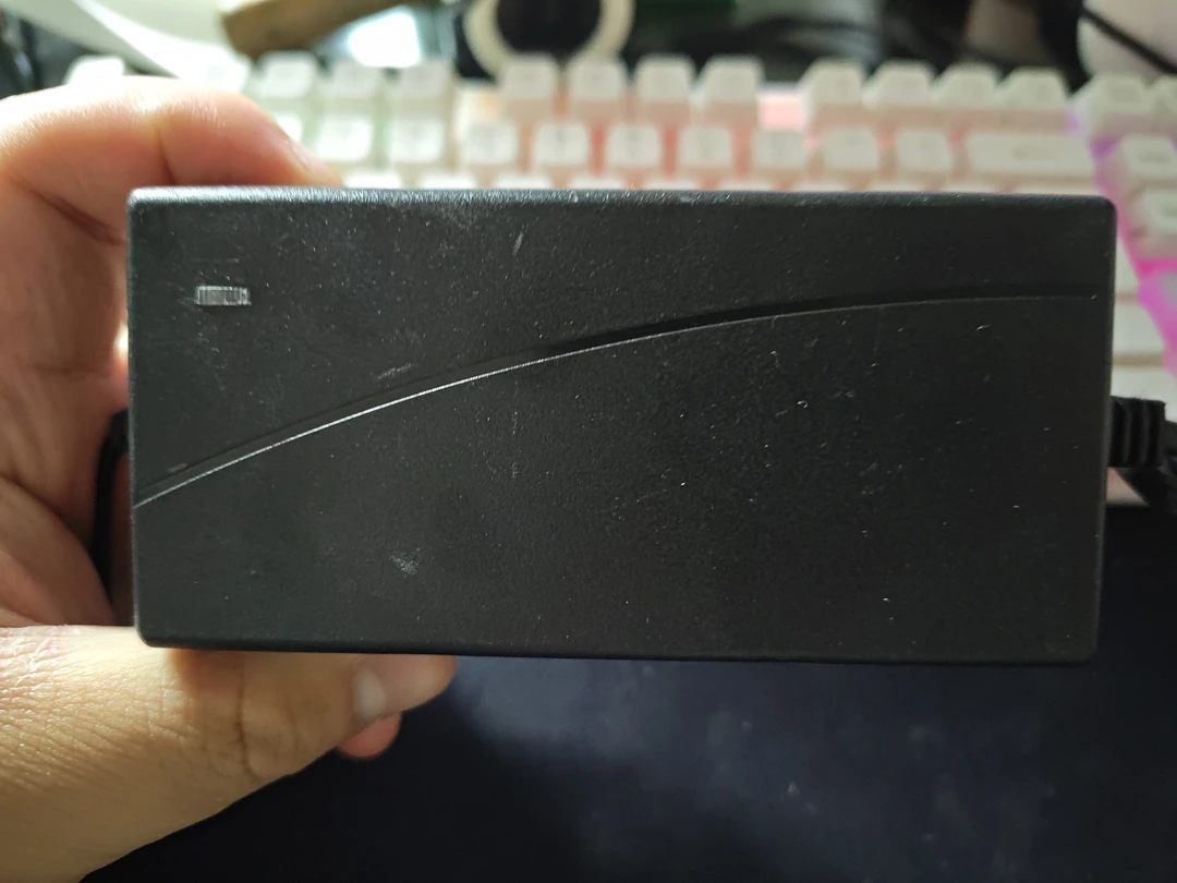 【锂电池充电器】  主页链接电池通用