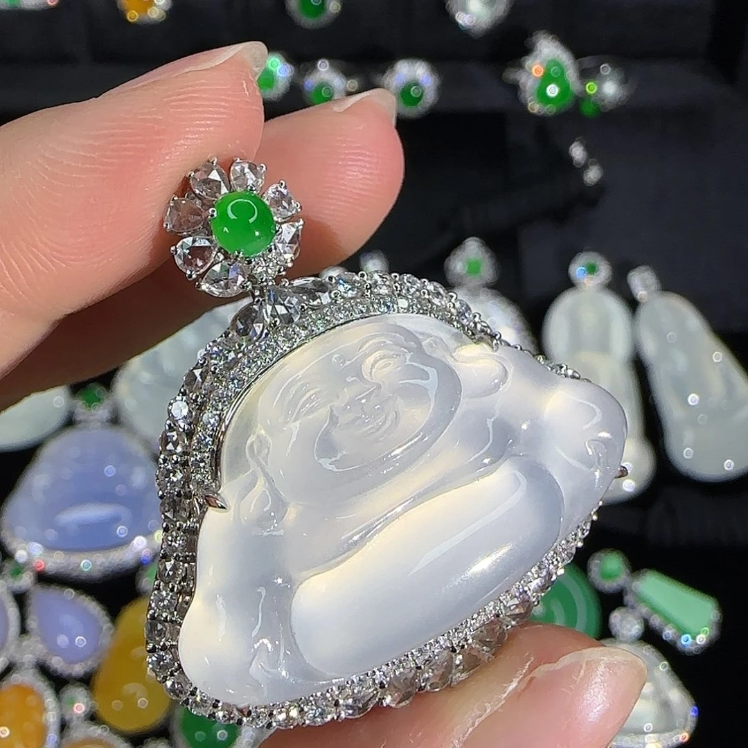 翡翠18K金镶嵌颈饰天然翡翠