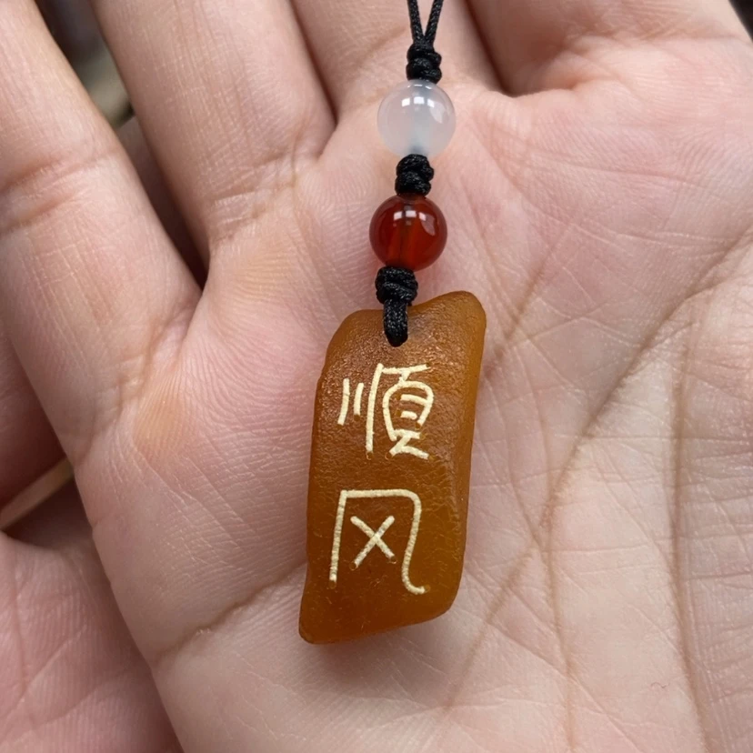 【闪购商品】琥珀颈饰未镶嵌