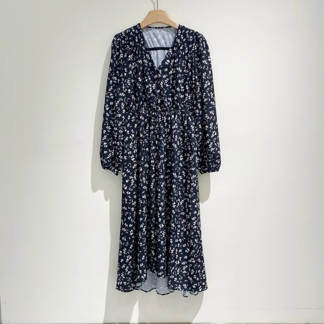 2025飞秒显瘦碎花百搭复古气质长袖连衣裙