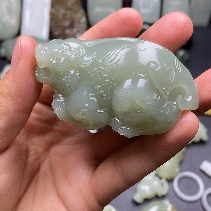 未镶嵌和田玉挂件