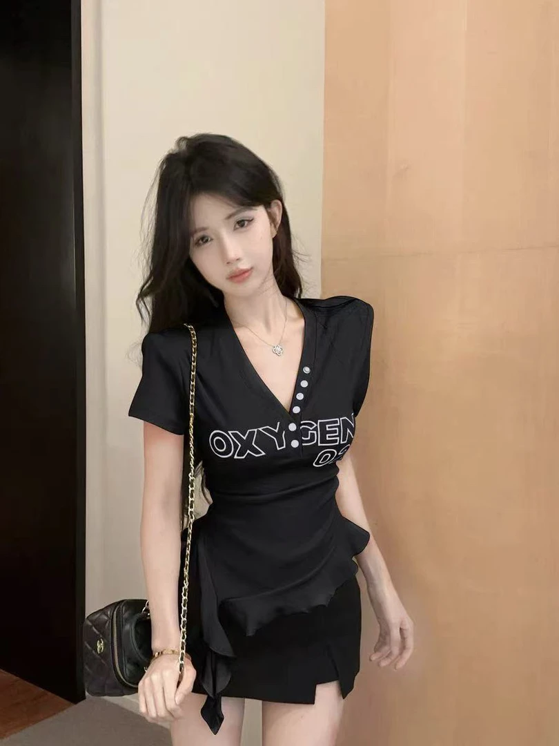丹姐大码女装公主风V领短袖灰色修身韩系女T恤洋气显瘦盐系少年感