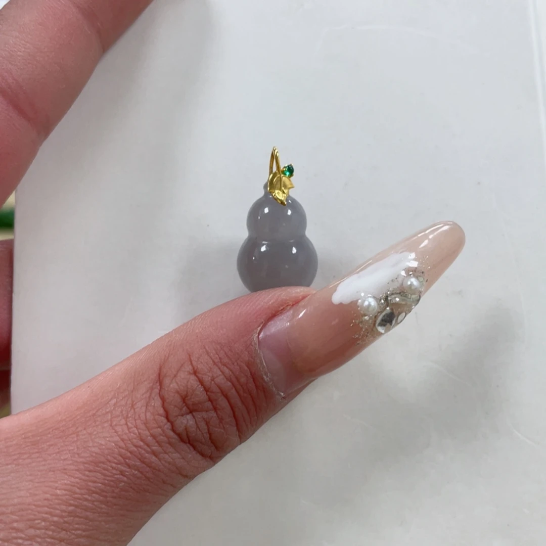 和田玉颈饰18K金镶嵌