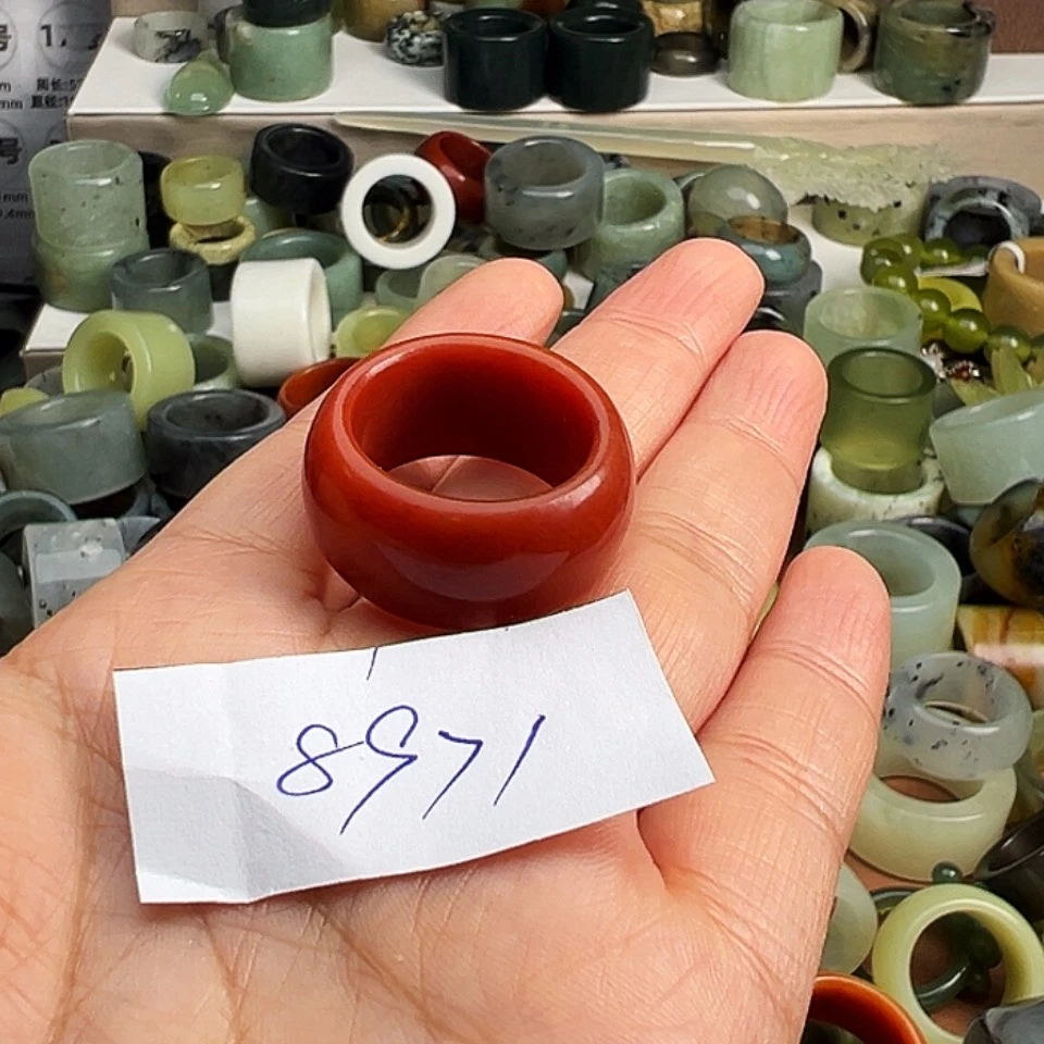 【闪购商品】未镶嵌蛇纹石玉戒指帅**子