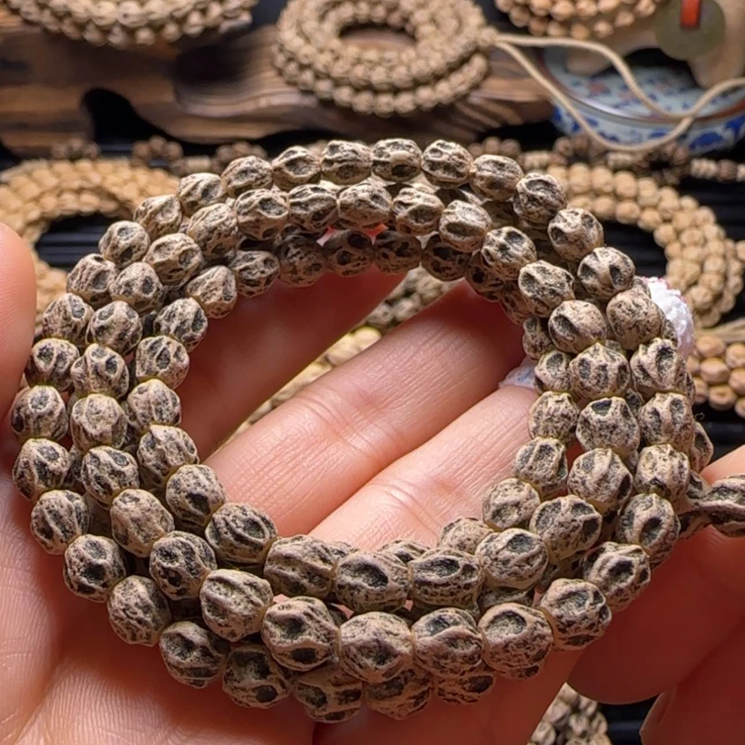 【闪购商品】吊坠柏香籽/百香籽