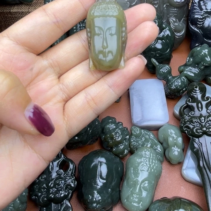 和田玉未镶嵌挂件