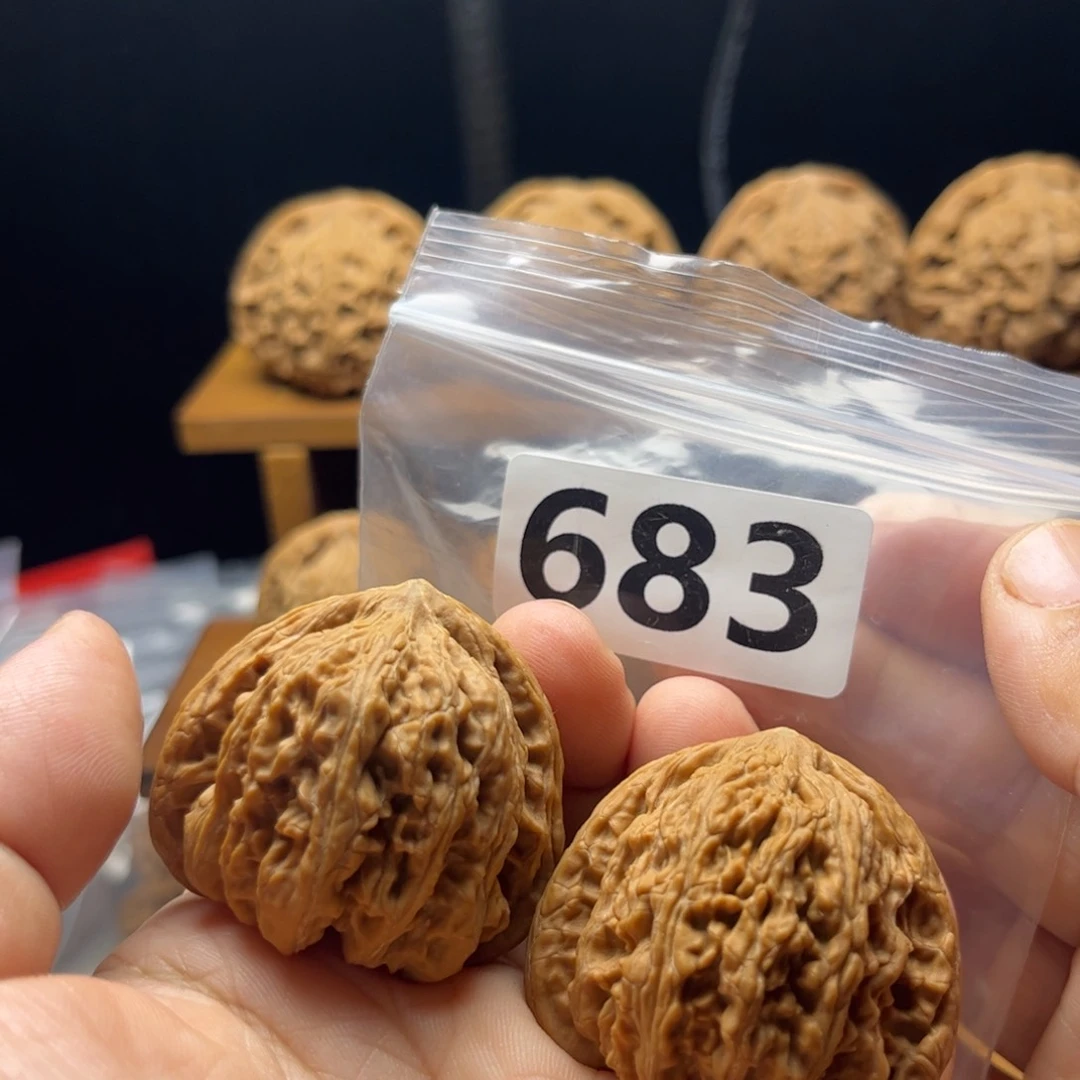 吊坠文玩核桃密纹40
