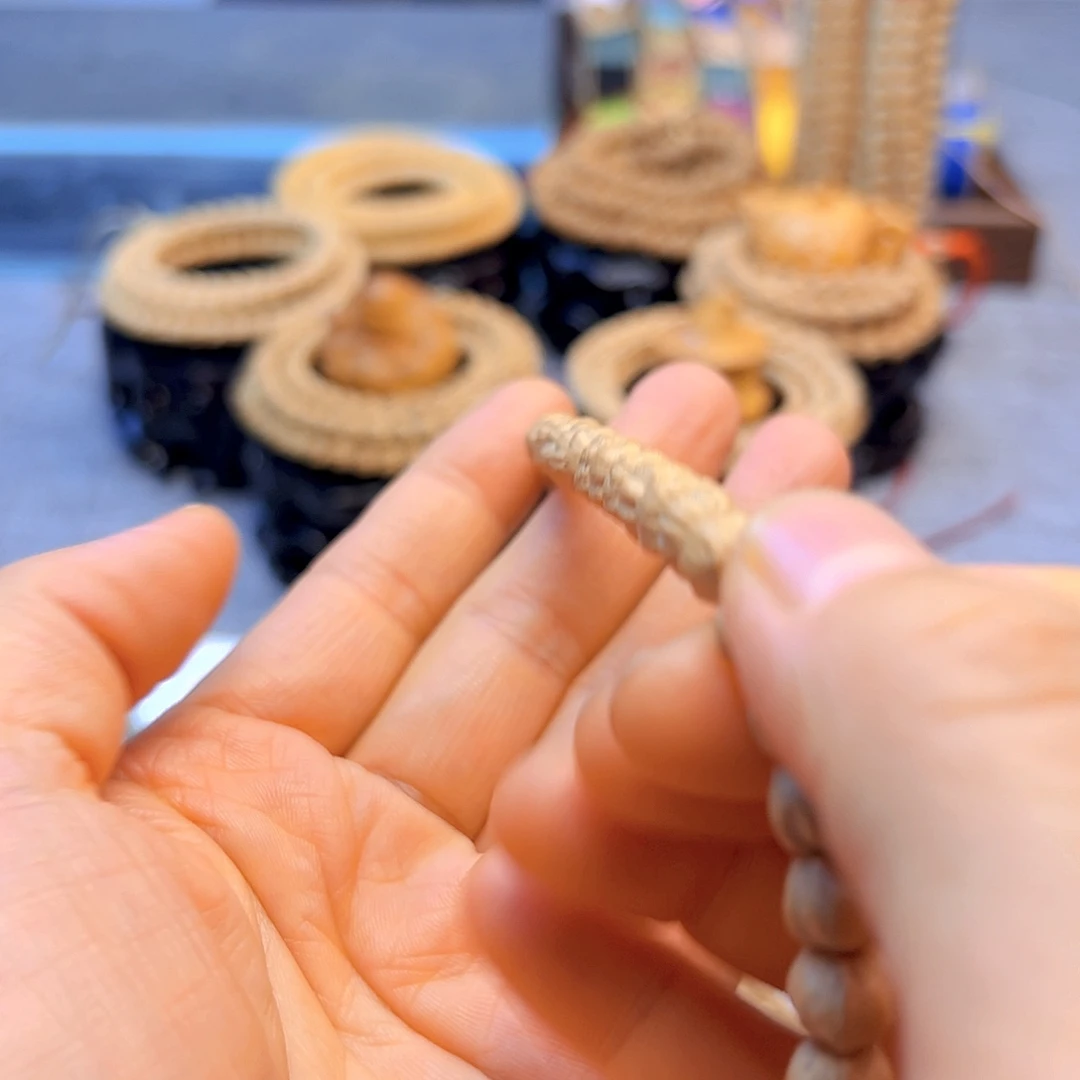 闻***天柏香籽/百香籽手串