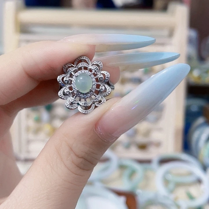 翡翠未镶嵌颈饰天然翡翠Ａ货