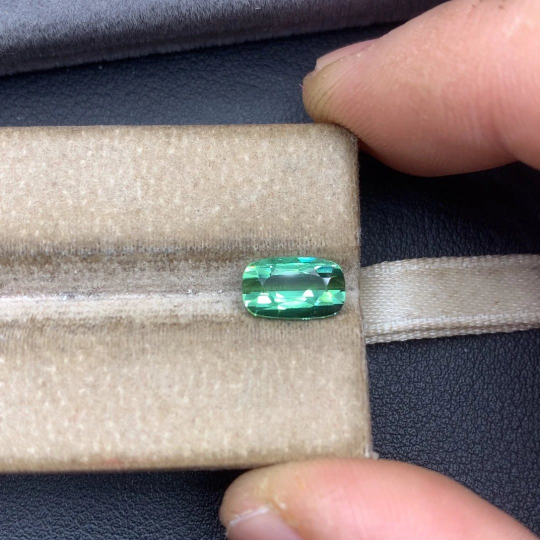 未镶嵌裸石碧玺1.88ct