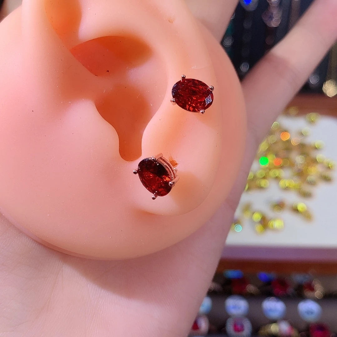 银S925镶嵌耳饰石榴石（芬达石）玫瑰金68