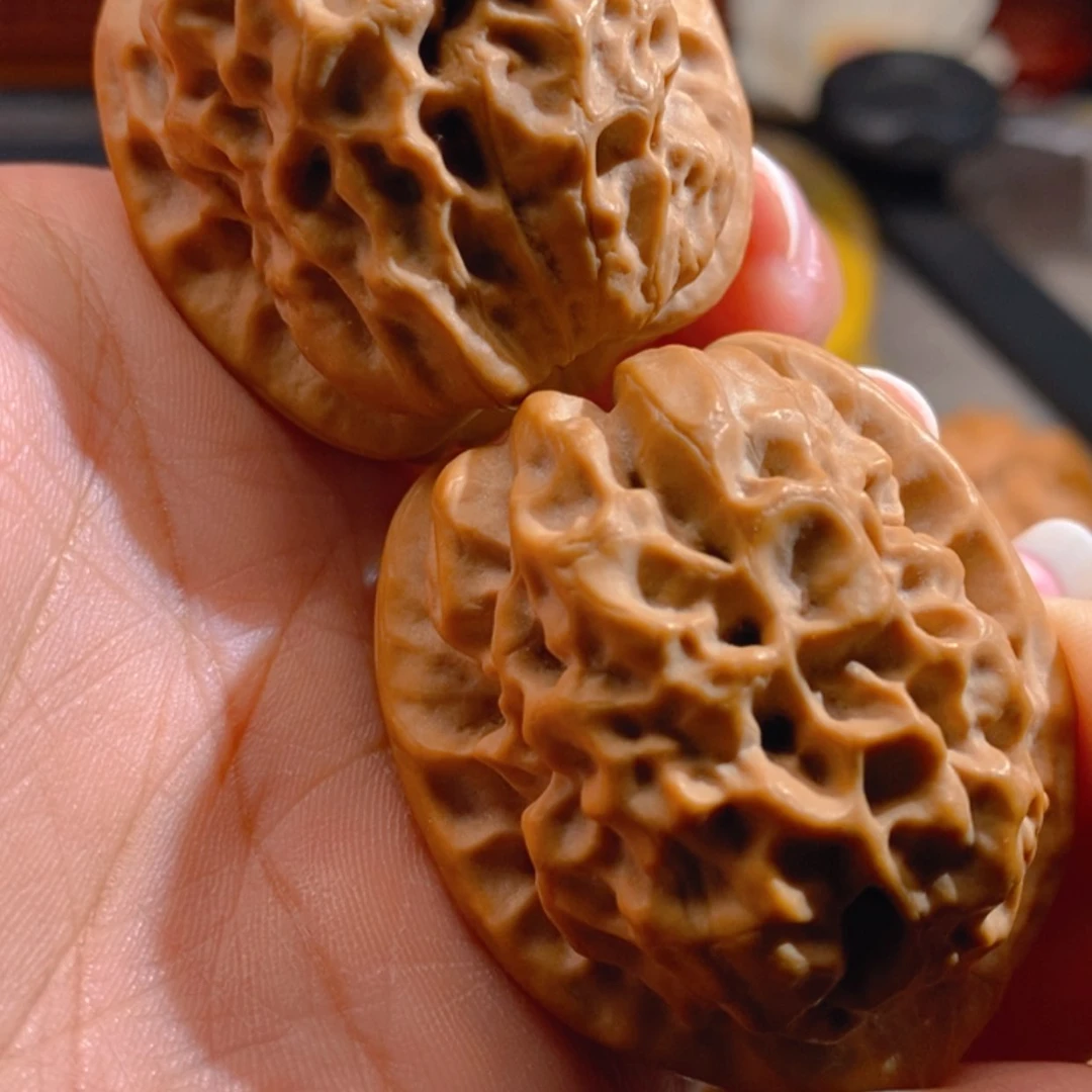 【闪购商品】吊坠文玩核桃六***皮蛤蟆眼