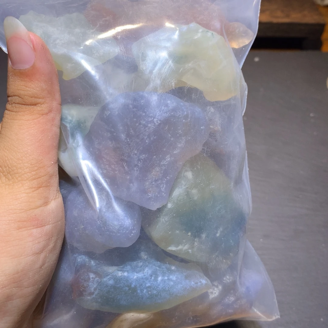 未镶嵌玛瑙/玉髓珠宝奇石