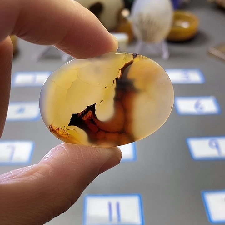 玛瑙/玉髓未镶嵌珠宝半成品