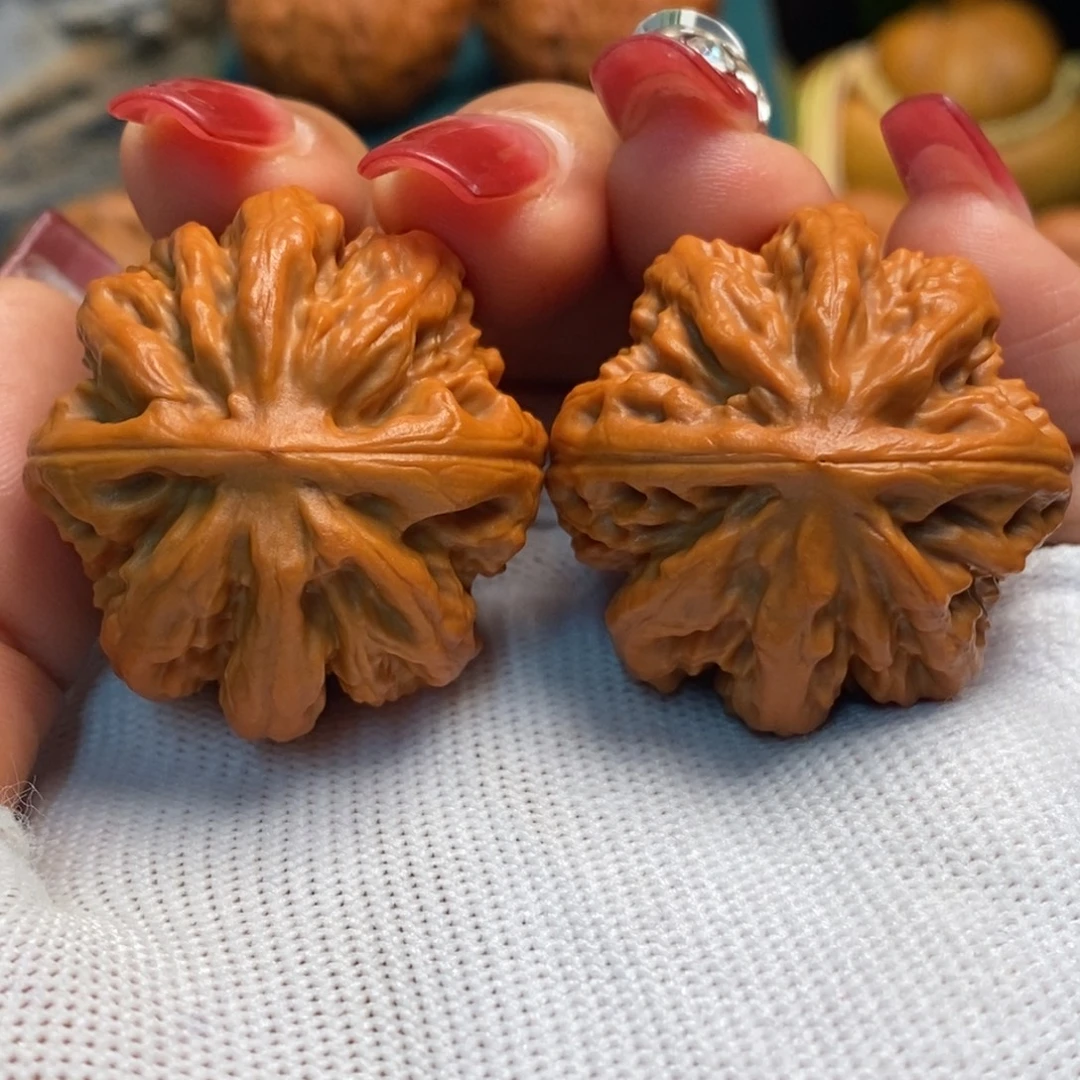 把件文玩核桃八棱王