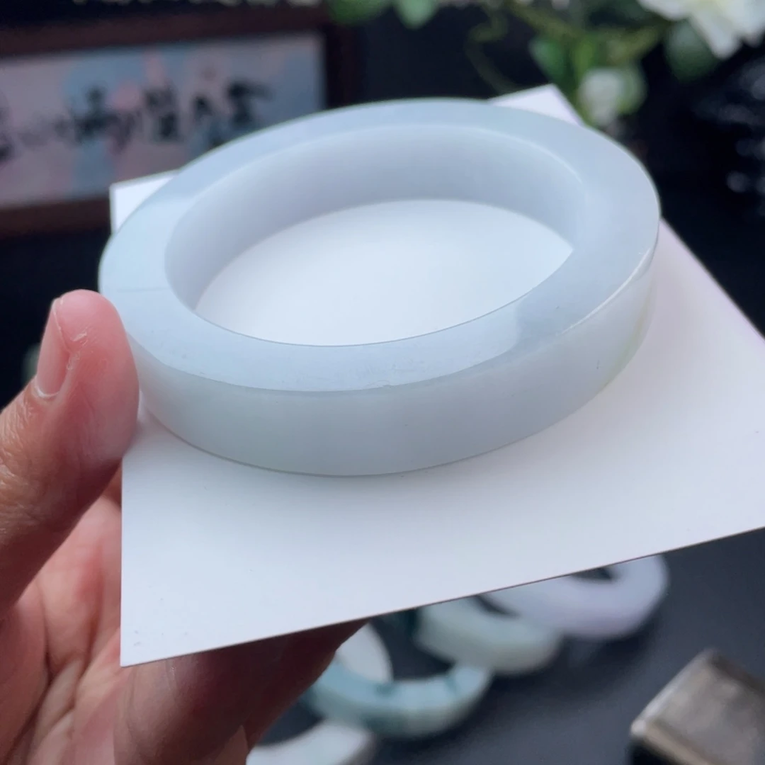 定制翡翠手镯未镶嵌