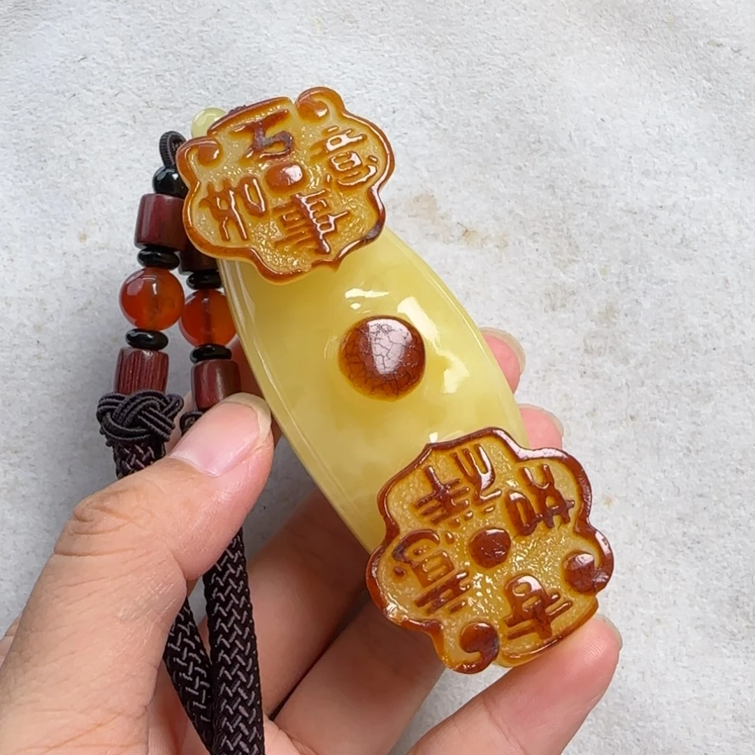 蜜蜡未镶嵌珠宝奇石