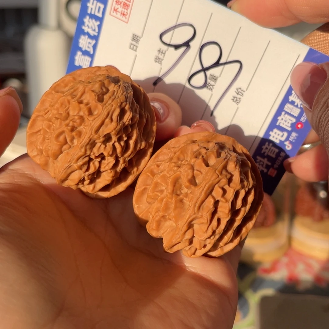 奶****把件核桃36左右全品无修苹果园