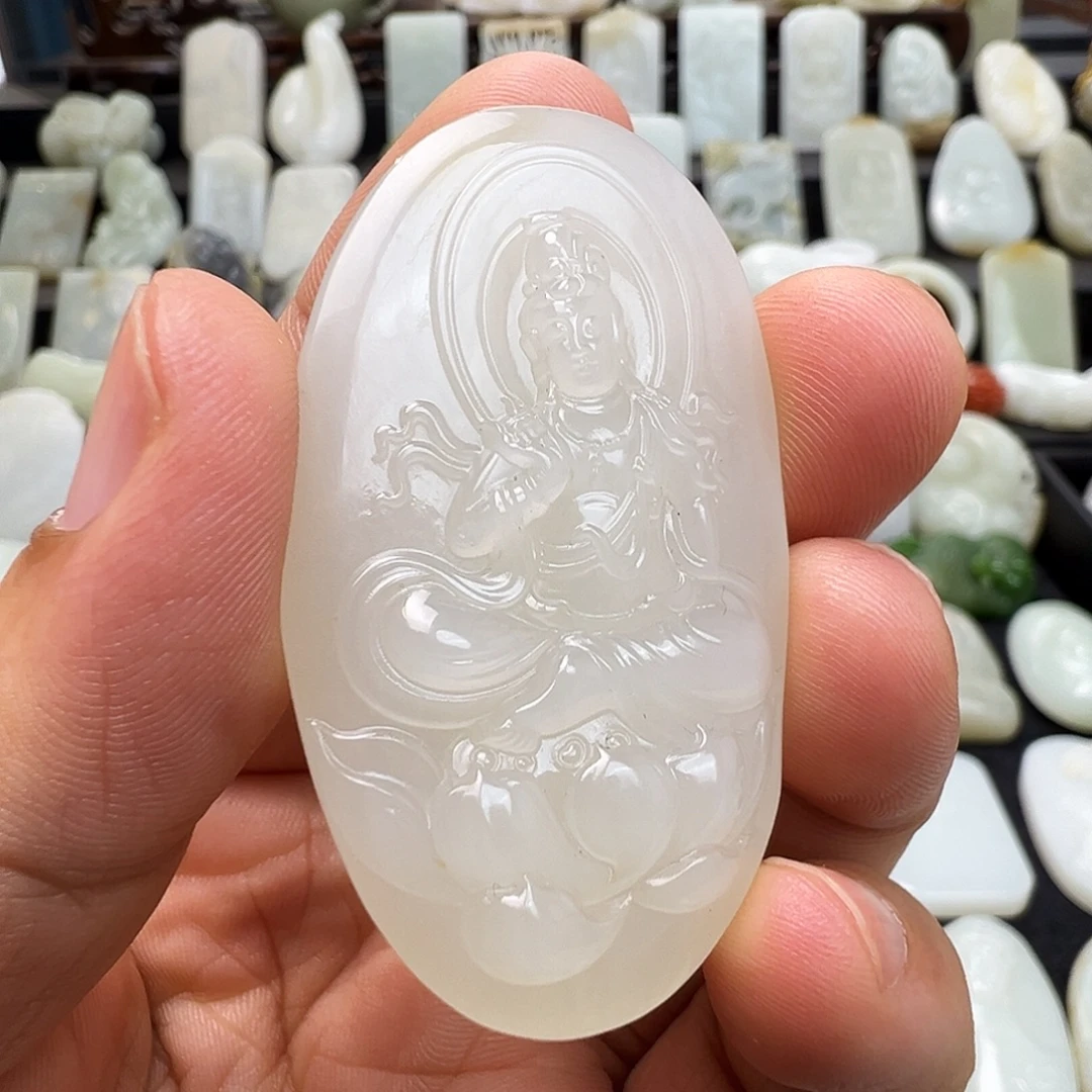 和田玉未镶嵌颈饰