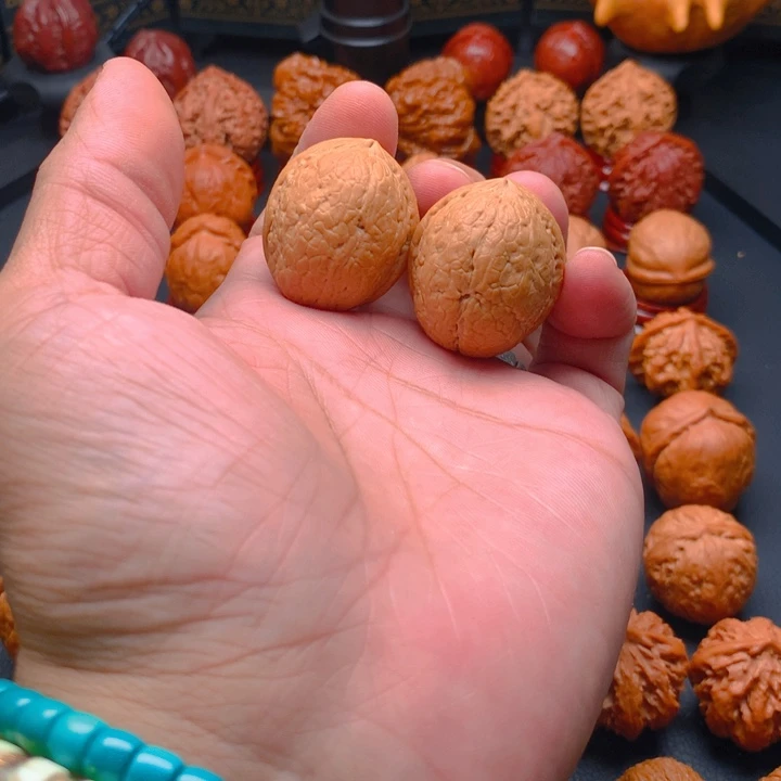 桃核把件野生小手捻