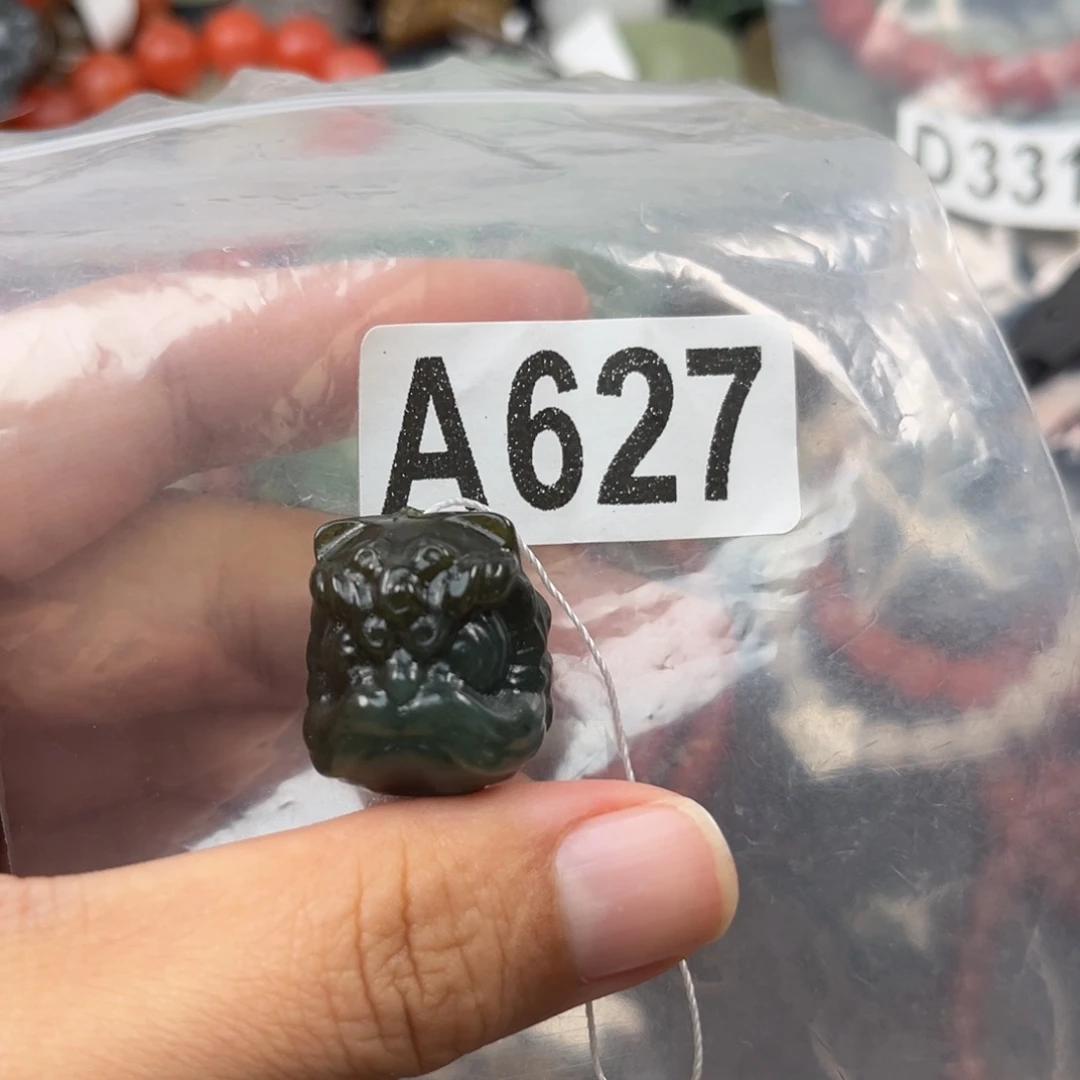 和田玉未镶嵌珠宝奇石